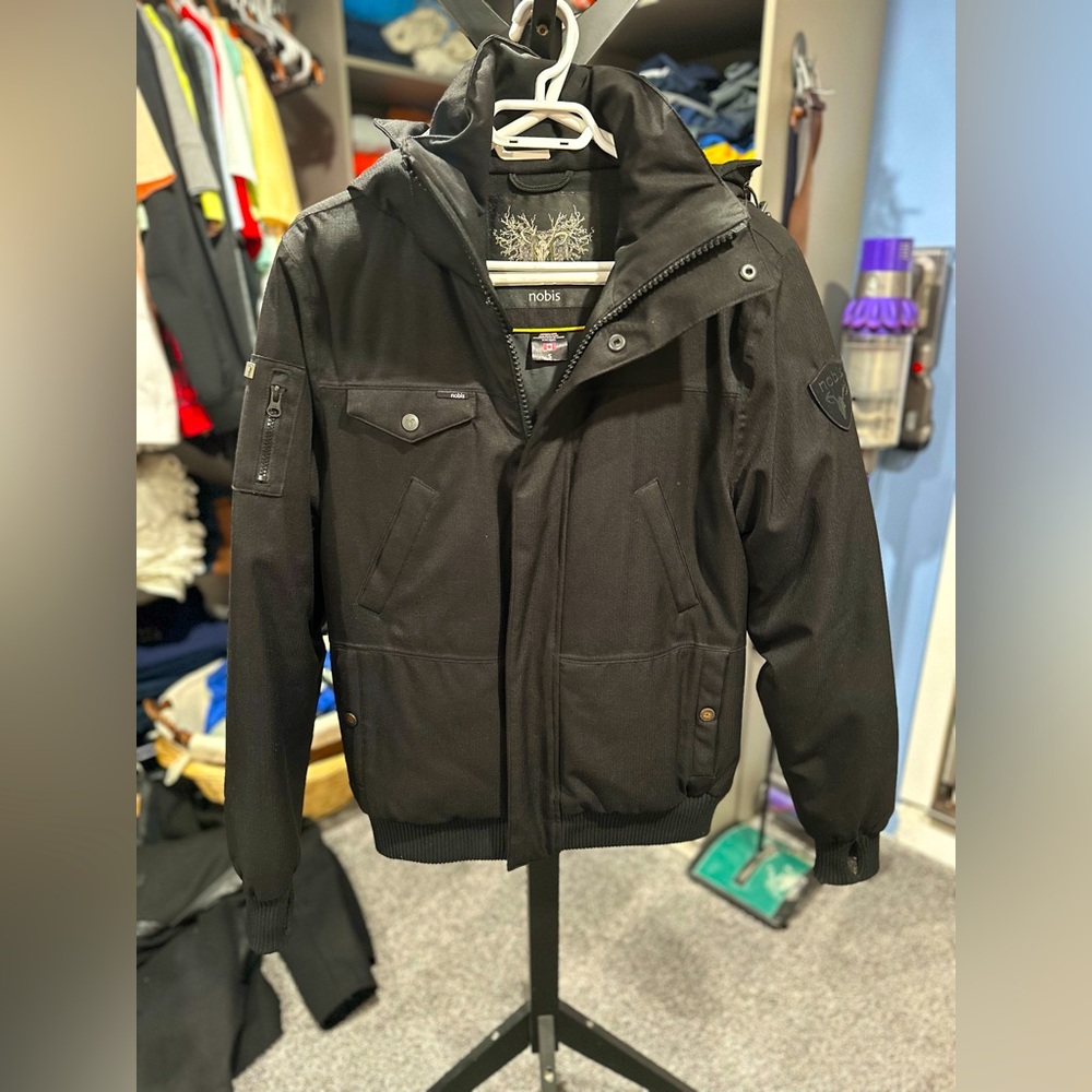 Men’s small Nobis Canadian goose down jacket black